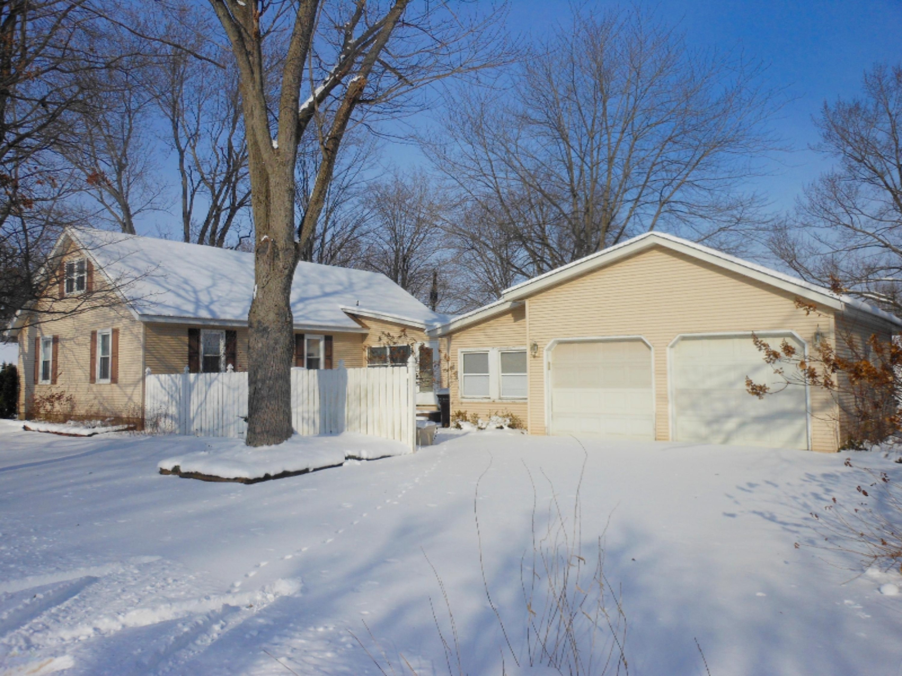 515 Rosehill Road Berrien Springs, MI 49103 - Photo 3 of 19 DSCN3849