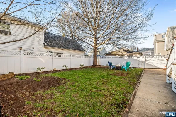 $979,500 | 208 Mortimer Avenue, Rutherford, NJ 07070