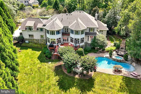 $3,350,000 | 9864 Walker Glen Court, Great Falls, VA 22066