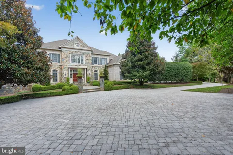 $3,350,000 | 9864 Walker Glen Court, Great Falls, VA 22066