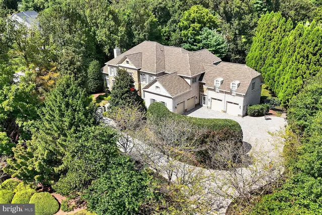 $3,350,000 | 9864 Walker Glen Court, Great Falls, VA 22066