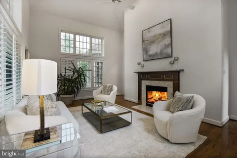 $3,350,000 | 9864 Walker Glen Court, Great Falls, VA 22066