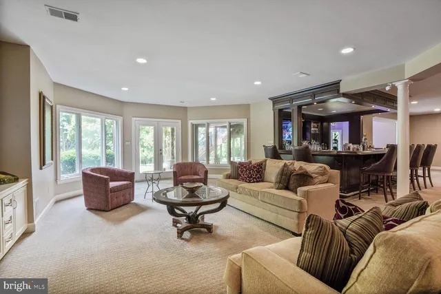 $3,350,000 | 9864 Walker Glen Court, Great Falls, VA 22066