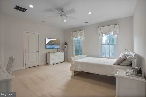 $3,350,000 | 9864 Walker Glen Court, Great Falls, VA 22066