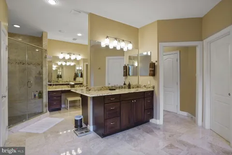 $3,350,000 | 9864 Walker Glen Court, Great Falls, VA 22066