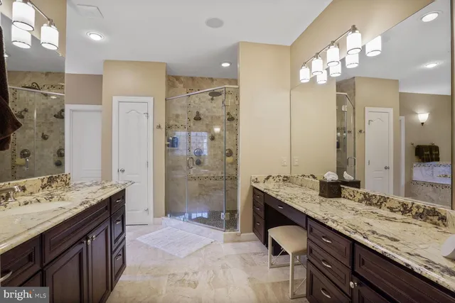 $3,350,000 | 9864 Walker Glen Court, Great Falls, VA 22066