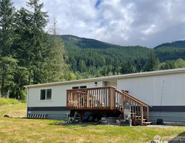 $369,900 | 226 Bennett Road, Randle, WA 98377