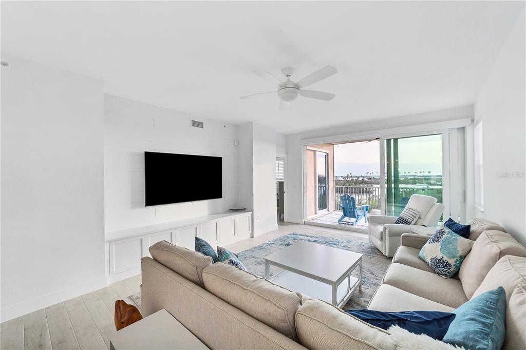 13113 Gasparilla Road, Unit 405 Placida, FL 33946 - Photo 11 of 32