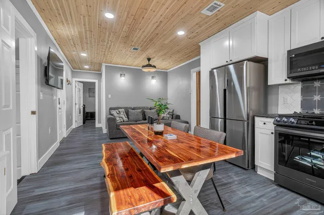 $335,000 | 536 South 2nd Street, Pensacola, FL 32507