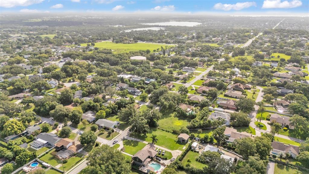 1910 Clubhouse Road Lakeland, FL 33813 - Photo 60 of 62 Gallery Image 60