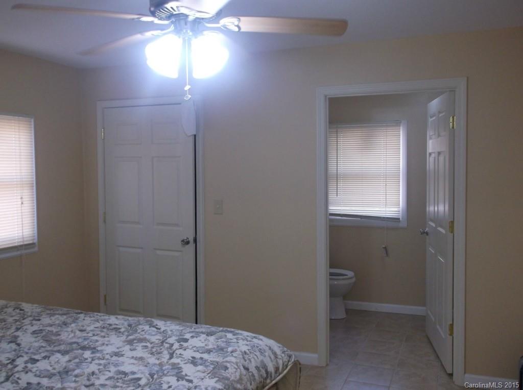 592 Lookout Tower Road Blacksburg, SC 29702 - Photo 10 of 19