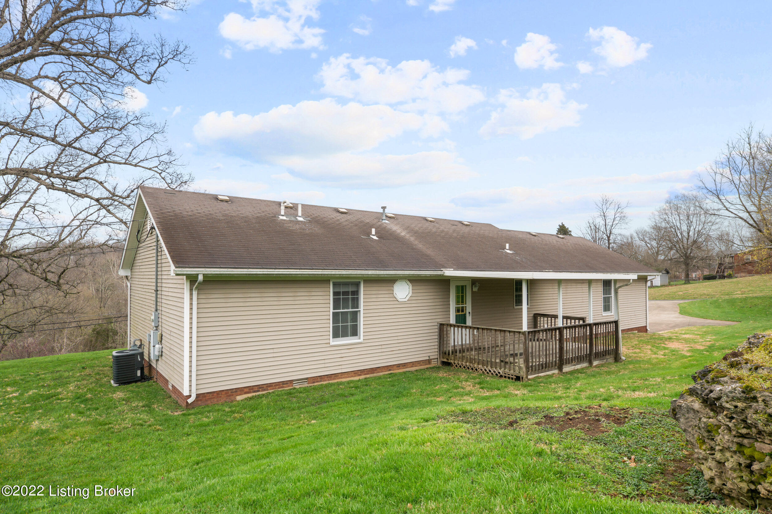 1415 Zoneton Road Shepherdsville, KY 40165 - Photo 38 of 41 1415 Zoneton Road-16