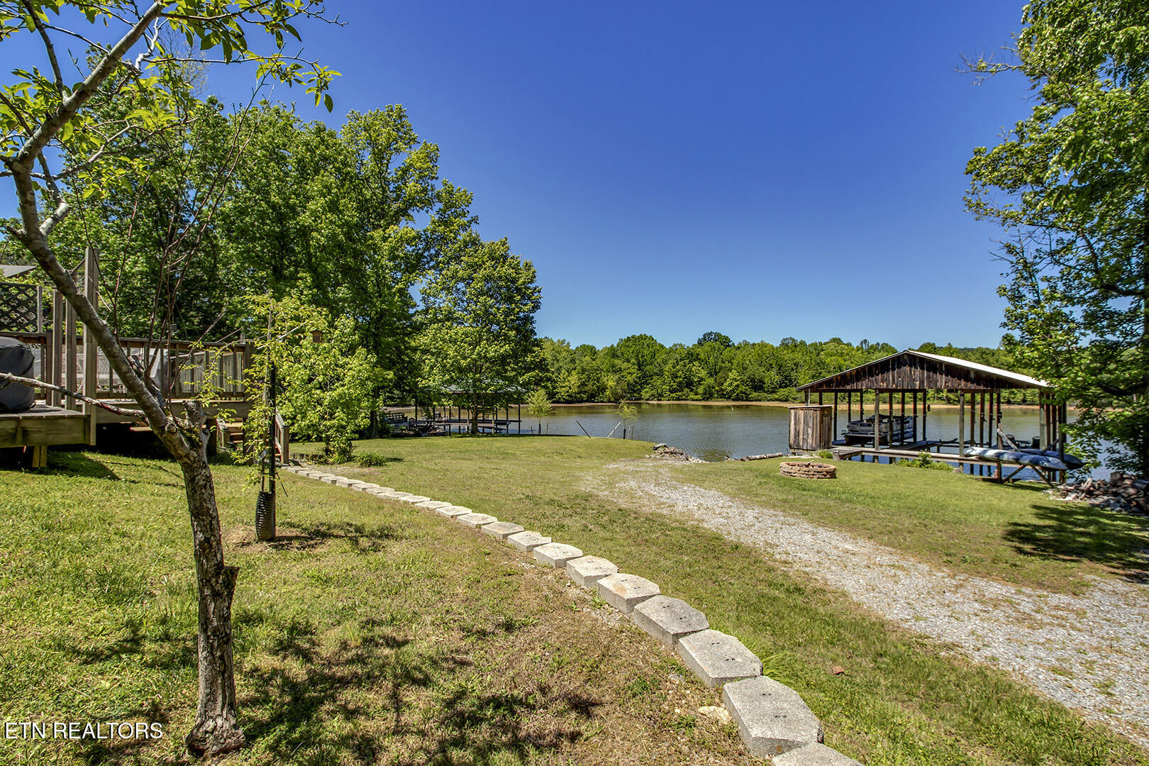 4368 River Road Ten Mile, TN 37880 - Photo 39 of 54 39_RiverRoad_4368_Backyard02
