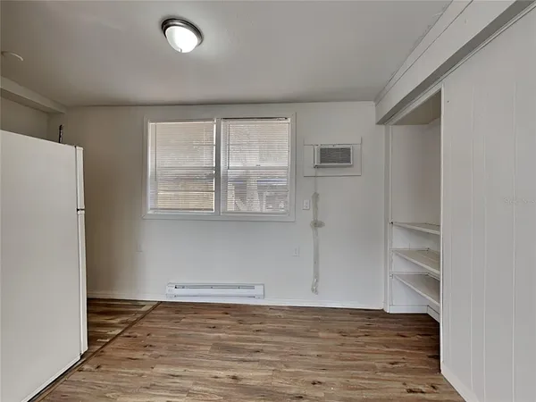 $999 | 307 South Montgomery Avenue, Unit A, DeLand, FL 32720