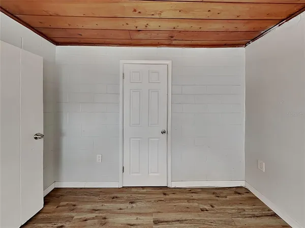 $999 | 307 South Montgomery Avenue, Unit A, DeLand, FL 32720