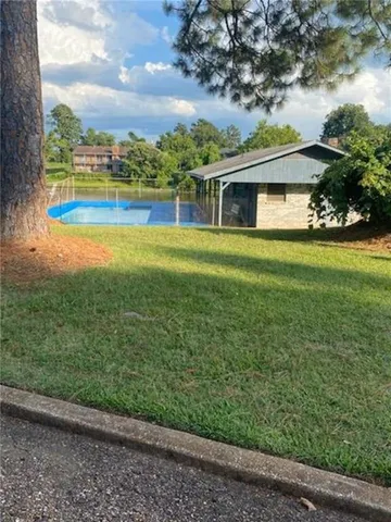 $215,000 | 863 Parkway Drive, Natchitoches, LA 71457