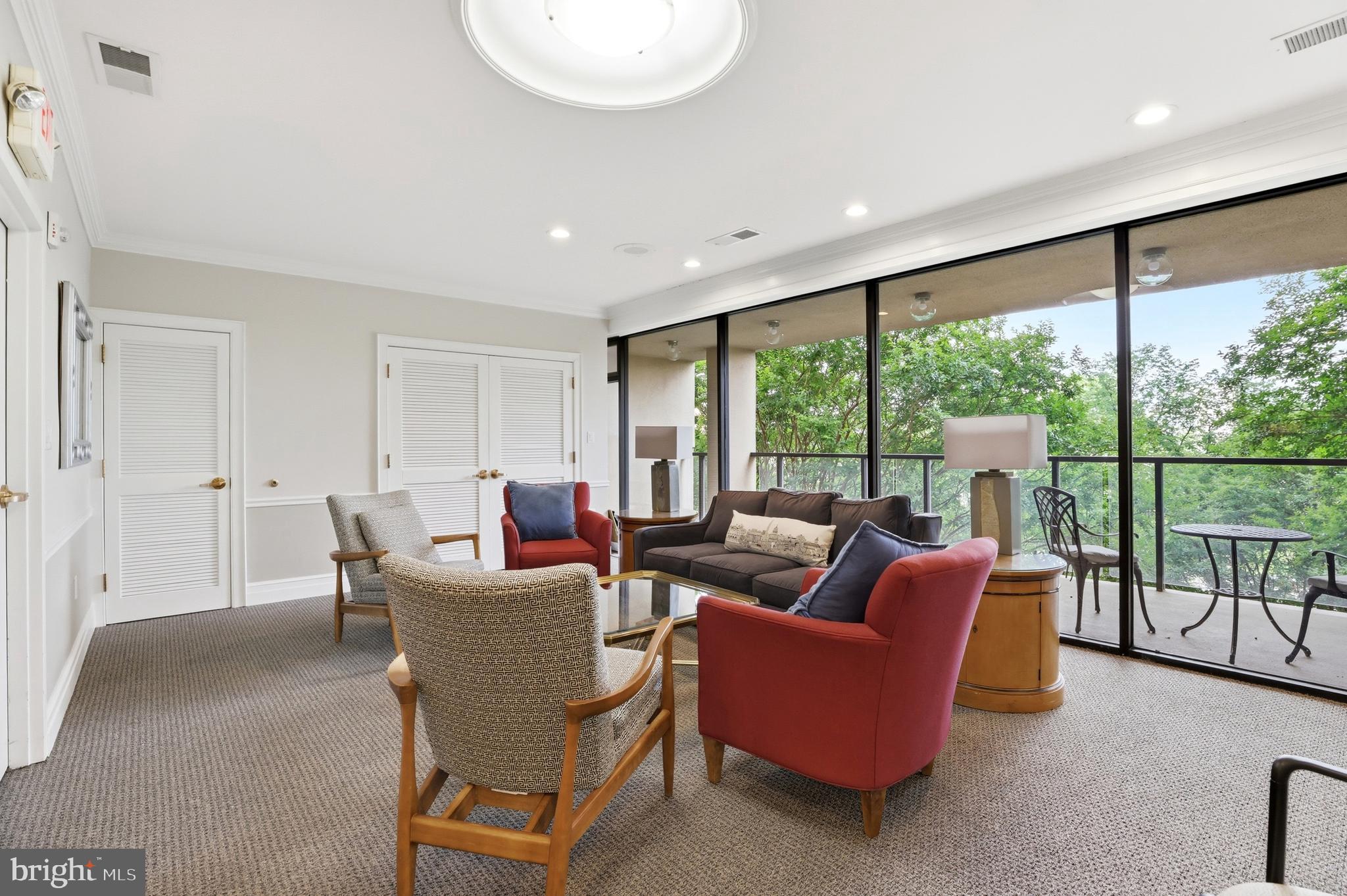 1101 South Arlington Ridge Road, Unit 710 Arlington, VA 22202 - Photo 45 of 52