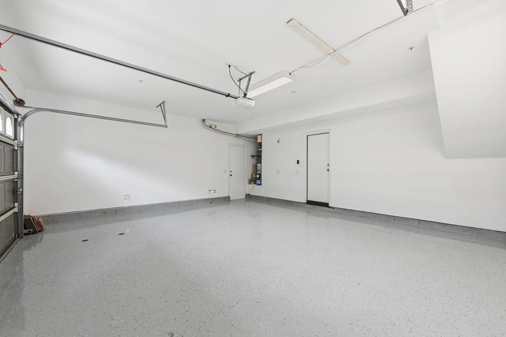 5051 Lake Circle Road Fallbrook, CA 92028 - Photo 47 of 57 a view of a garage