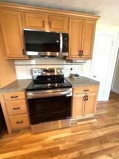 48 Ellendale Road Attleboro, MA 02703 - Photo 17 of 39 Gallery Image 17