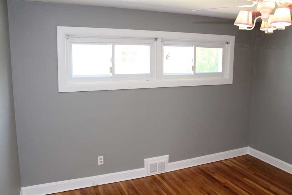 48 Ellendale Road Attleboro, MA 02703 - Photo 28 of 39 Gallery Image 28