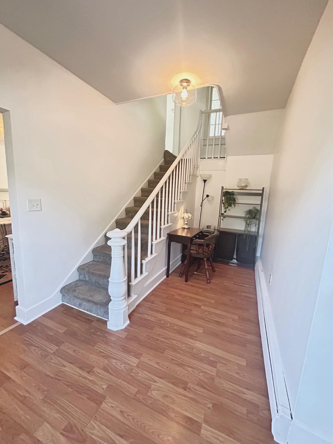 29292 Maple Avenue Trappe, MD 21673 - Photo 2 of 26 Bright and cheery entryway.