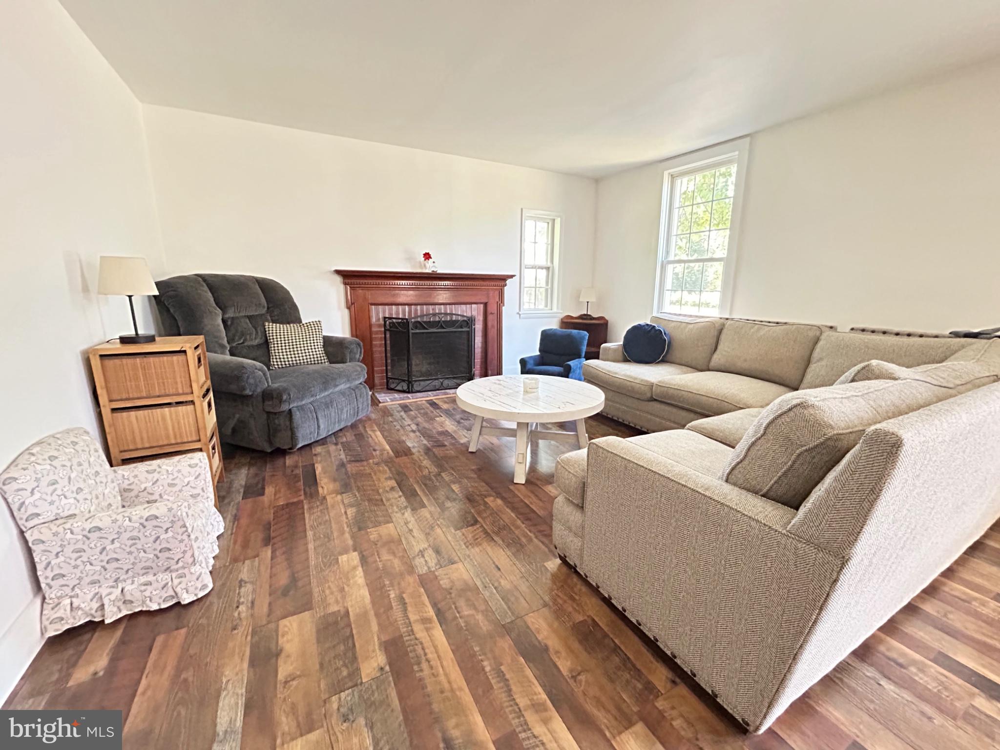 29292 Maple Avenue Trappe, MD 21673 - Photo 3 of 26 Spacious living room with cozy charm.