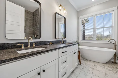 $1,429,000 | 4900 Charles Dorris Road, Springfield, TN 37172