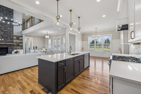 $1,429,000 | 4900 Charles Dorris Road, Springfield, TN 37172
