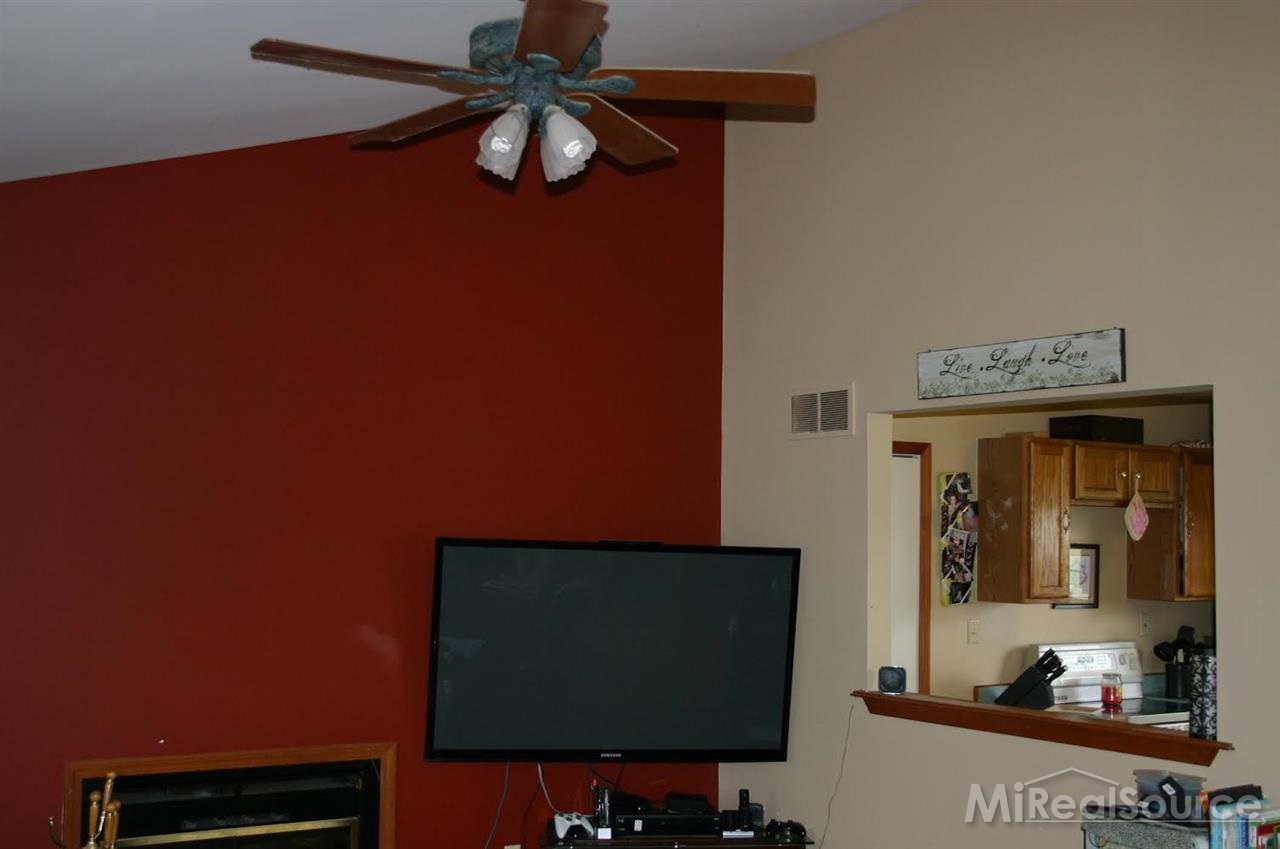 1376 Braidwood Road Memphis, MI 48041 - Photo 7 of 17 Gallery Image 7