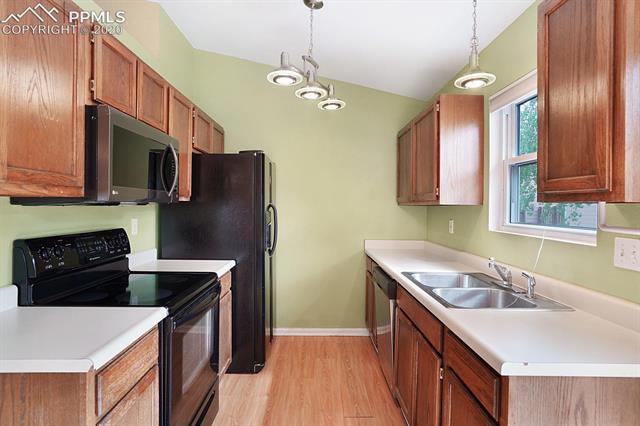 4470 Chaparral Road Colorado Springs, CO 80917 - Photo 11 of 25 Gallery Image 11