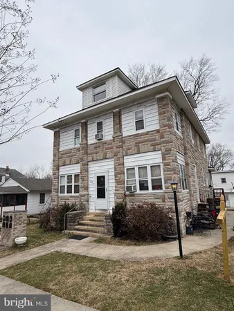 $1,200 | 5 4th Avenue, Baltimore, MD 21225