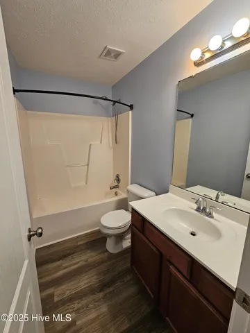 $1,600 | 252 Seville Street, Jacksonville, NC 28546