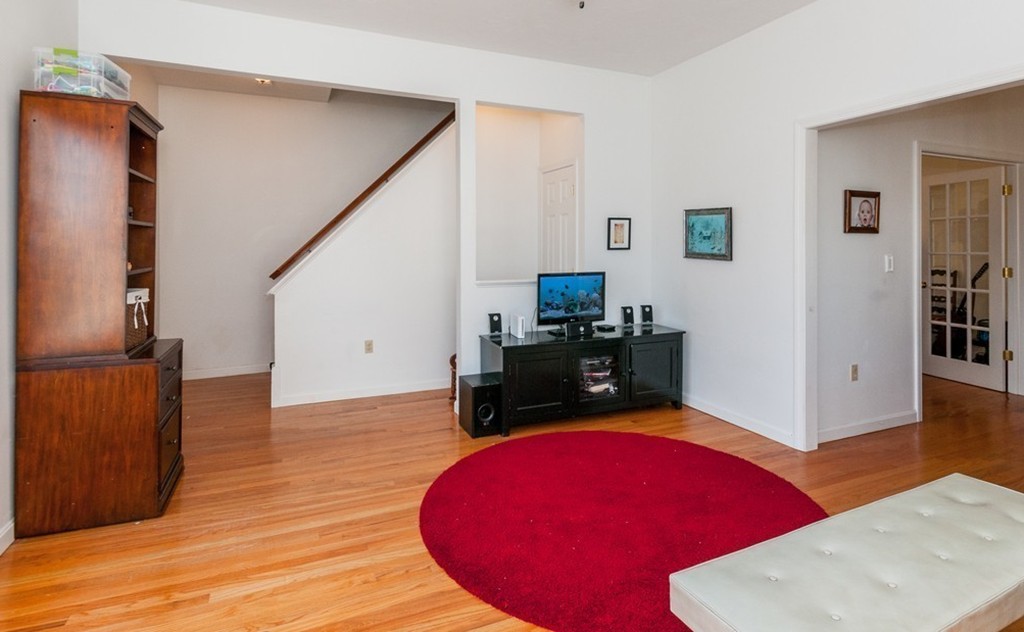 112 West Spring Street Avon, MA 02322 - Photo 5 of 26 Gallery Image 5
