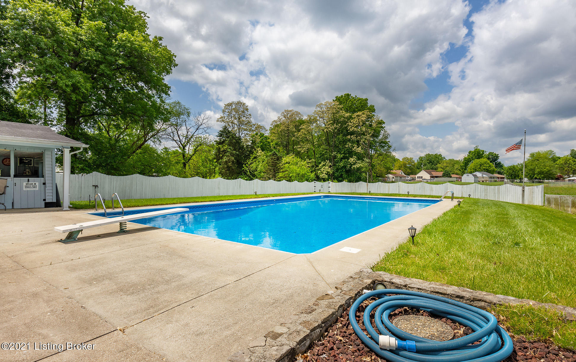 4134 Dover Road Louisville, KY 40216 - Photo 80 of 98 4134-Dover-Rd-05132021-082
