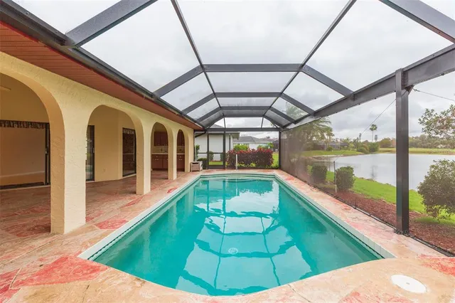 $475,000 | 963 North Doral Lane, Venice, FL 34293
