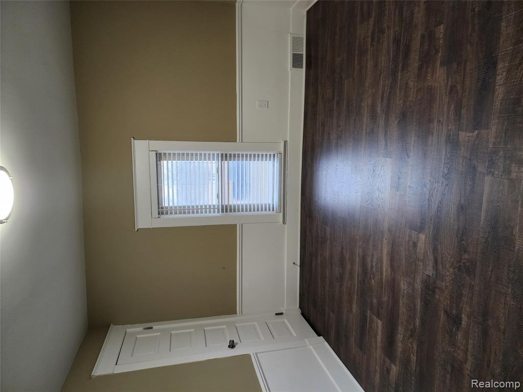 8164 Perry Road Grand Blanc, MI 48439 - Photo 10 of 21