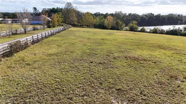 a view of an outdoor space and a yard