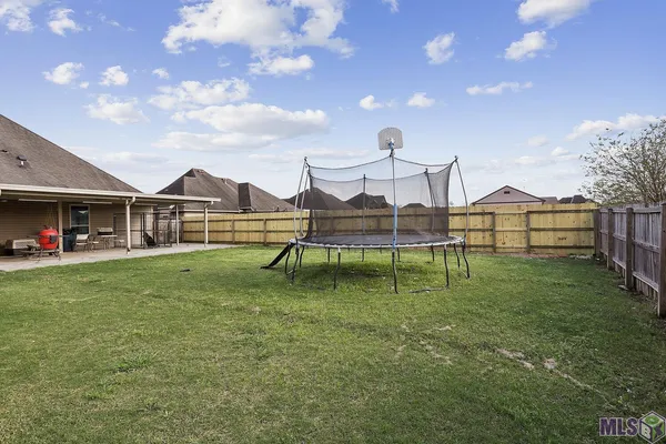 $250,000 | 7108 Rue St Claire, Addis, LA 70710