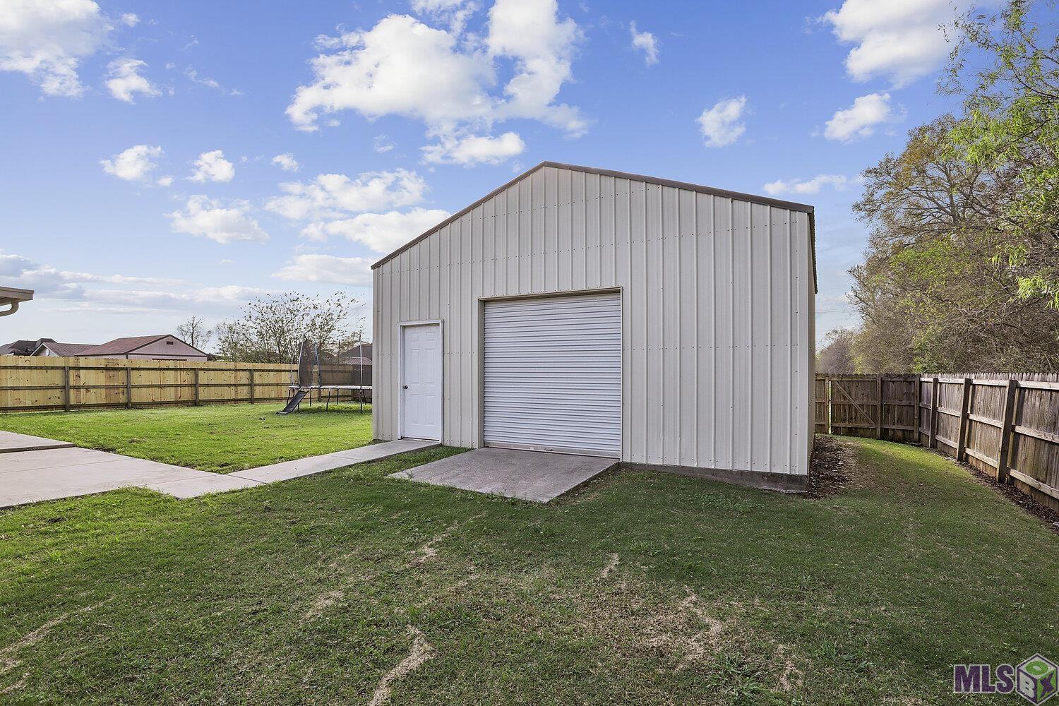 7108 Rue St Claire Addis, LA 70710 - Photo 14 of 15