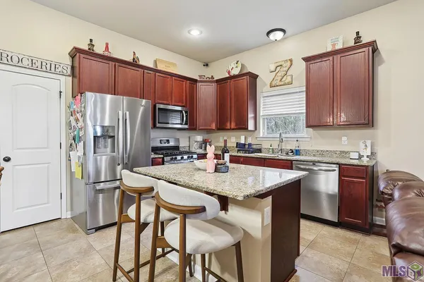 $250,000 | 7108 Rue St Claire, Addis, LA 70710