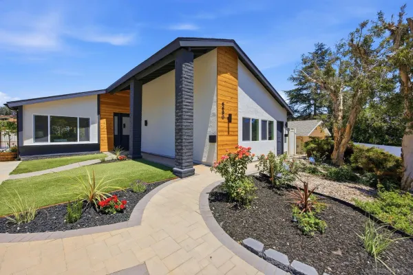 $1,795,000 | 6690 Gullstrand Street, San Diego, CA 92122