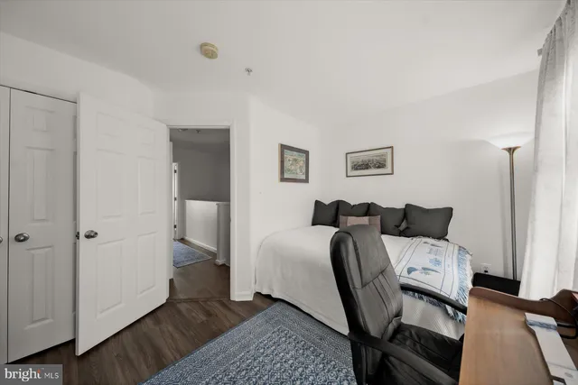 $4,200 | 1043 5th Street Southeast, Washington, DC 20003