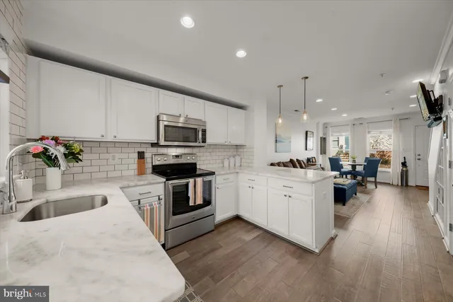 $4,200 | 1043 5th Street Southeast, Washington, DC 20003