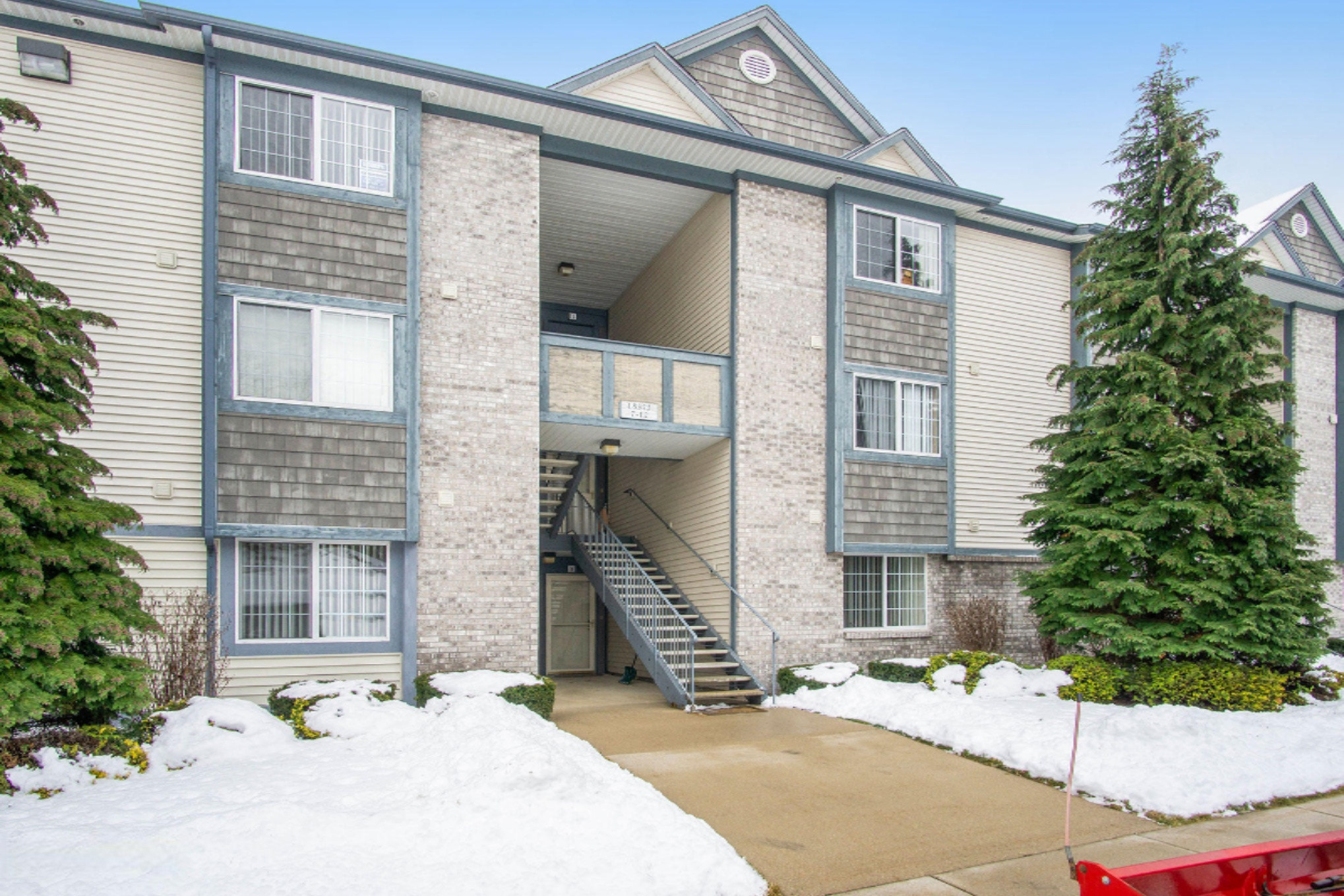 18372 North Ridge Court, Unit 11 Spring Lake, MI 49456 - Photo 1 of 26 DSC05600-