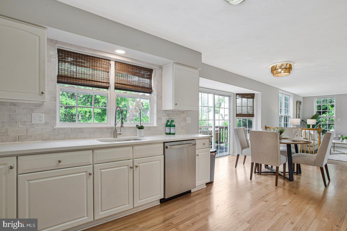 308 Arlington Court Severn, MD 21144 - Photo 11 of 39 Custom Backsplash