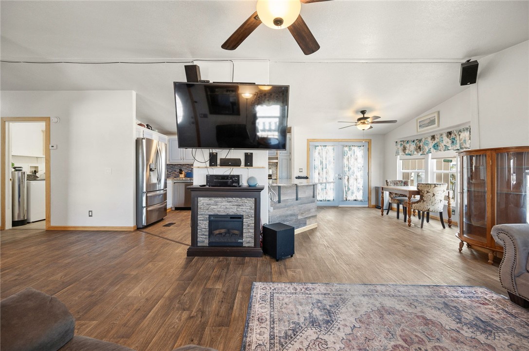 2548 Logan Road Fort Mohave, AZ 86426 - Photo 3 of 74 Gallery Image 3