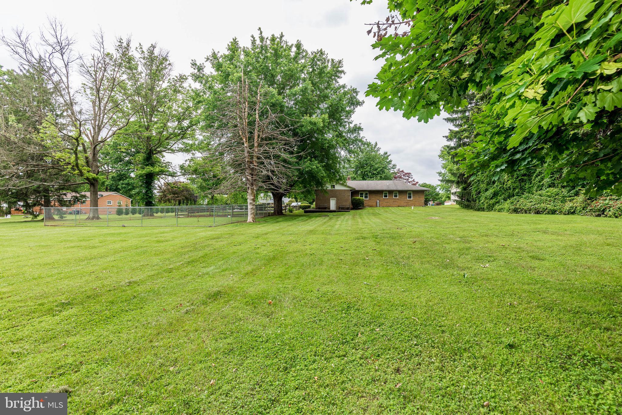 811 Maxa Road Aberdeen, MD 21001 - Photo 13 of 42 Yard
