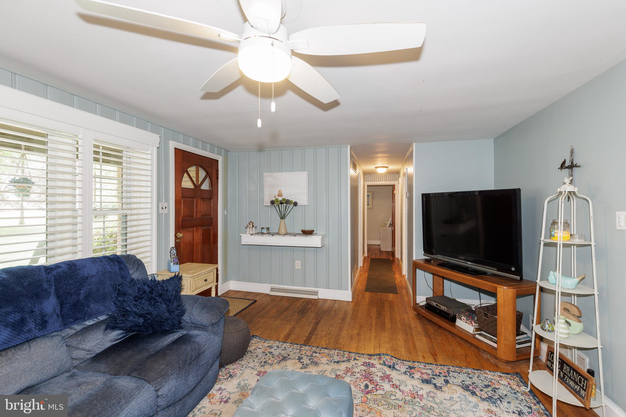 811 Maxa Road Aberdeen, MD 21001 - Photo 24 of 42 Living Room