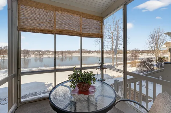 $424,900 | 13 Wood Brook Way, Fitchburg, WI 53711