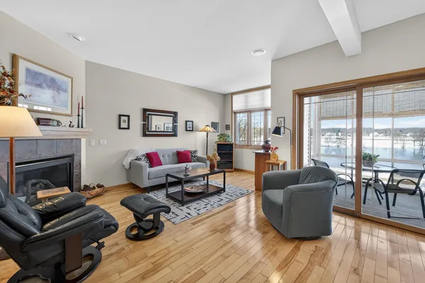 $424,900 | 13 Wood Brook Way, Fitchburg, WI 53711